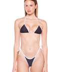 Bikini Pois