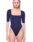Body Megan Manica Corta